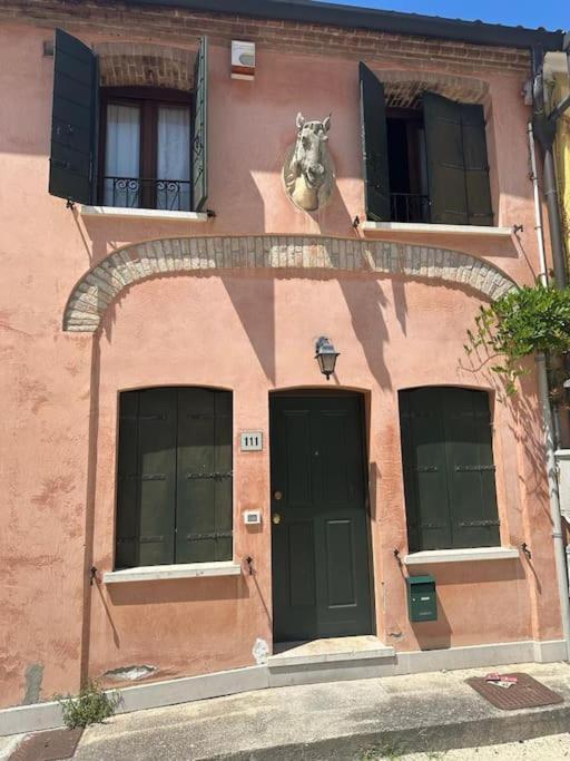 Private House In The Center Of Mestre Luaran gambar